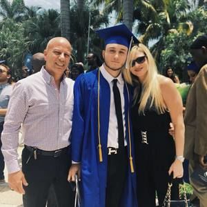 Meet your Posher, Gabe